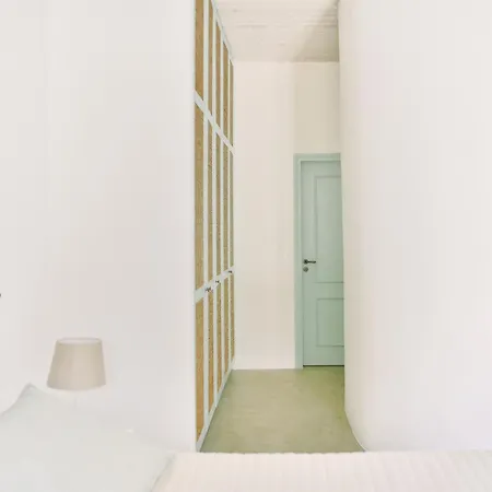 Oliveraie House * Lichnaftia